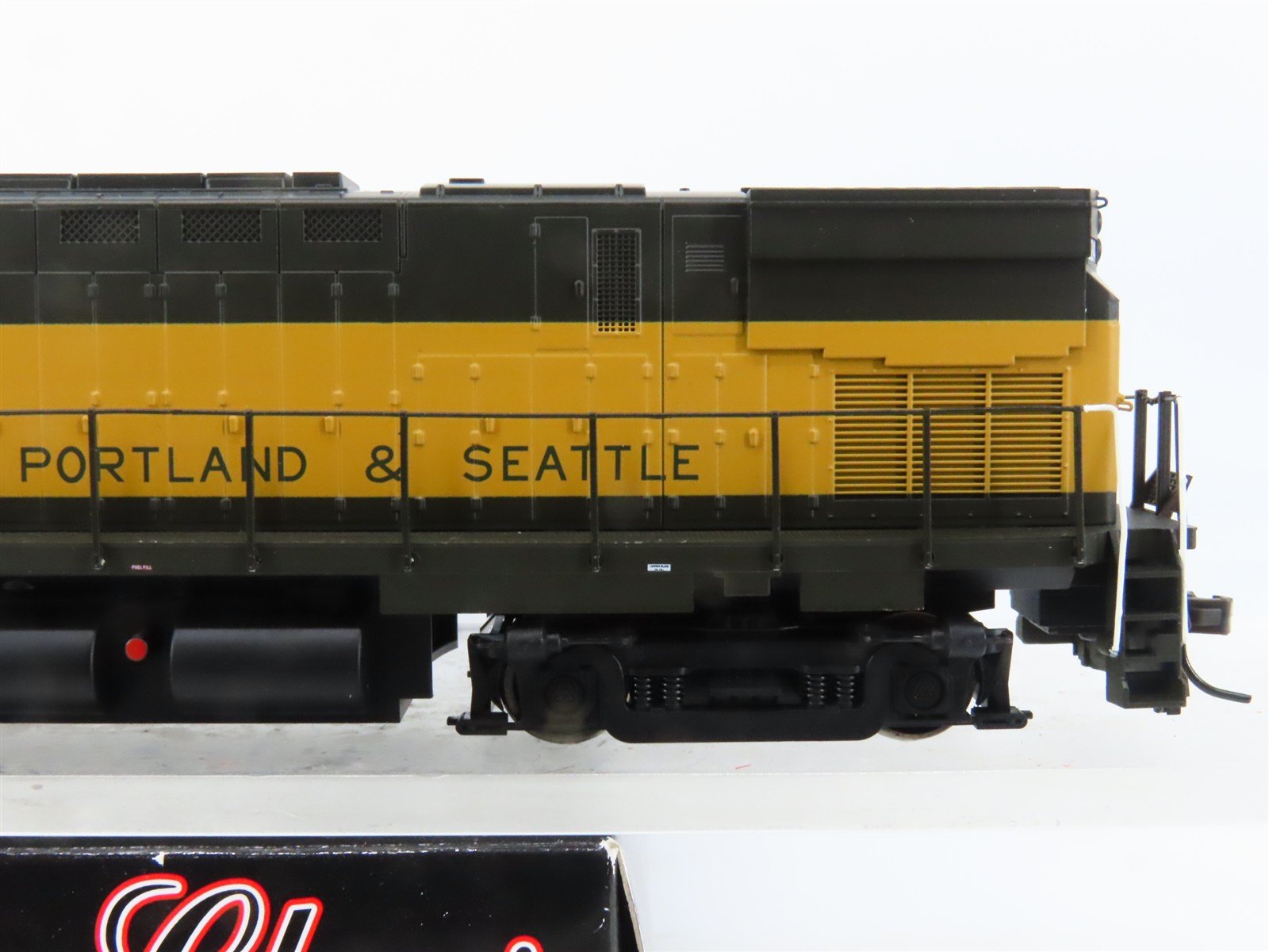 HO Scale Atlas Classic 10000232 SP&S ALCO C-425 Ph. 2 Diesel #324 - DCC Ready