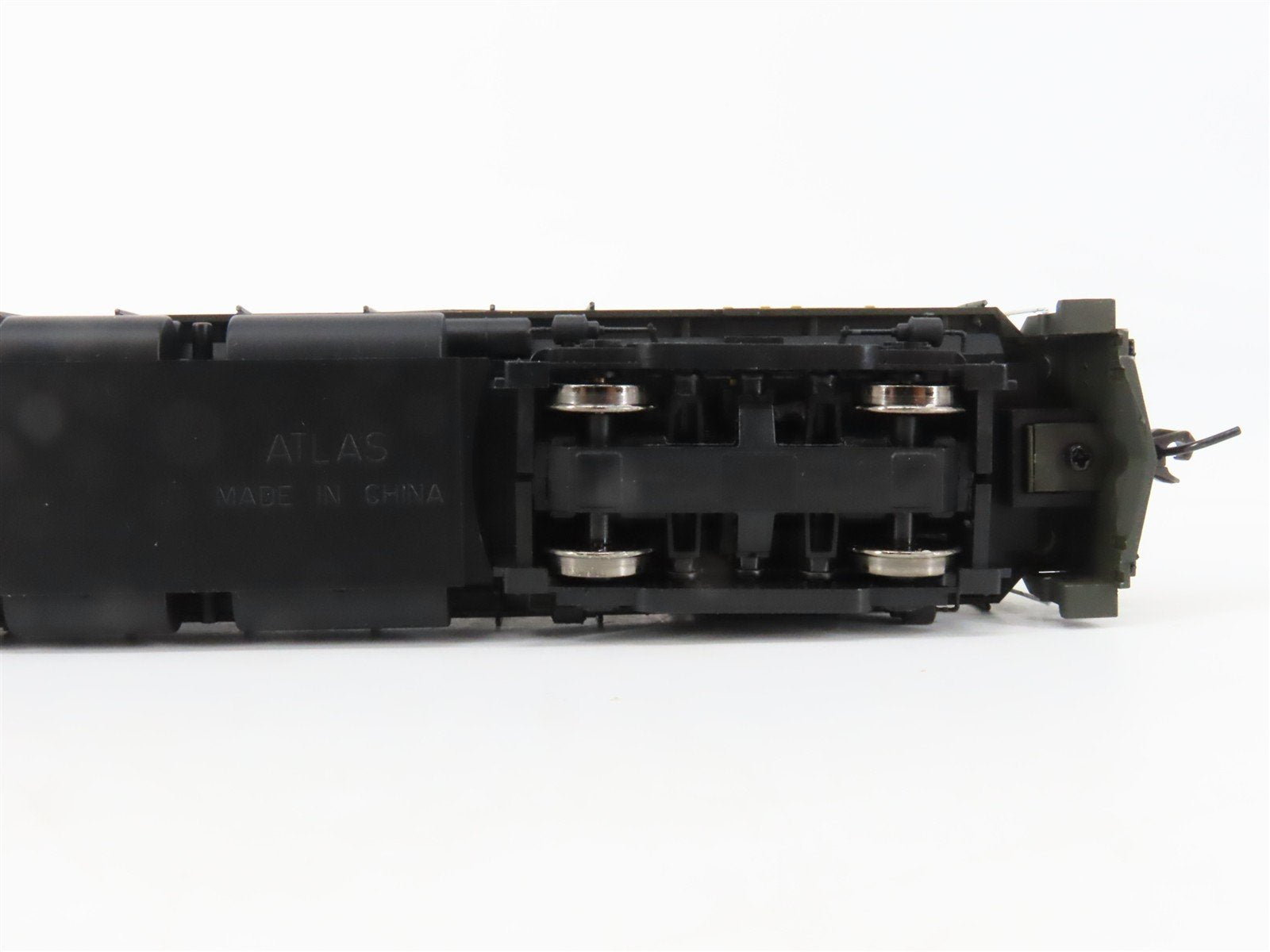 HO Scale Atlas Classic 10000232 SP&S ALCO C-425 Ph. 2 Diesel #324 - DCC Ready
