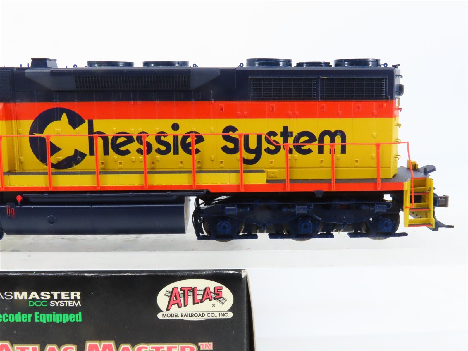 HO Scale Atlas Master 9216 B&O Chessie System EMD SD45 Diesel #7412 w/ DCC