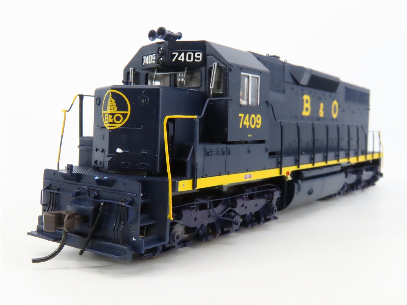 HO Scale Atlas Master 9226 B&O Baltimore & Ohio EMD SD35 Diesel #7409 w/ DCC