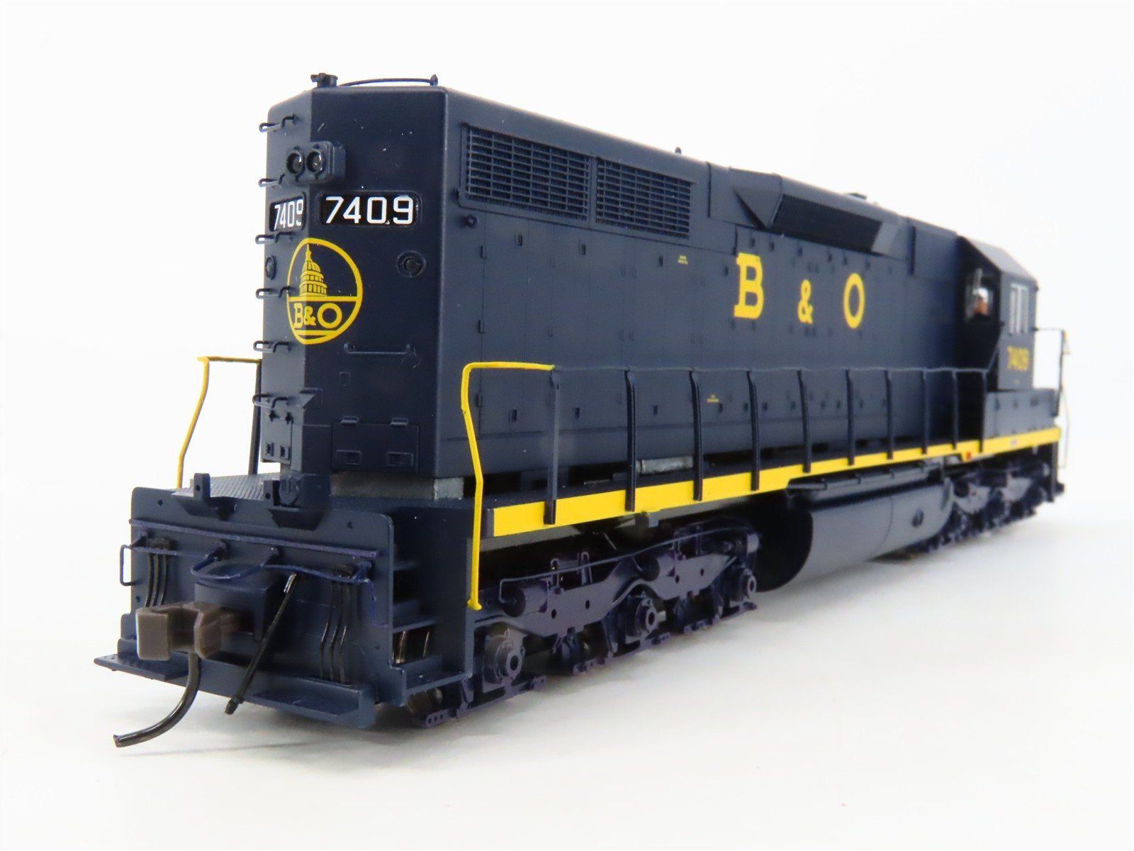 HO Scale Atlas Master 9226 B&O Baltimore & Ohio EMD SD35 Diesel #7409 w/ DCC