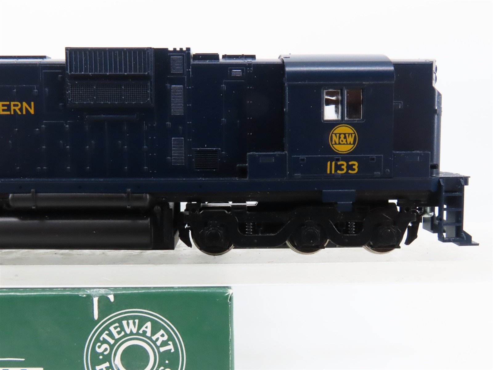 HO Bowser/Stewart 691-6352 N&W Norfolk & Western C630 Diesel #1133 - DCC Ready