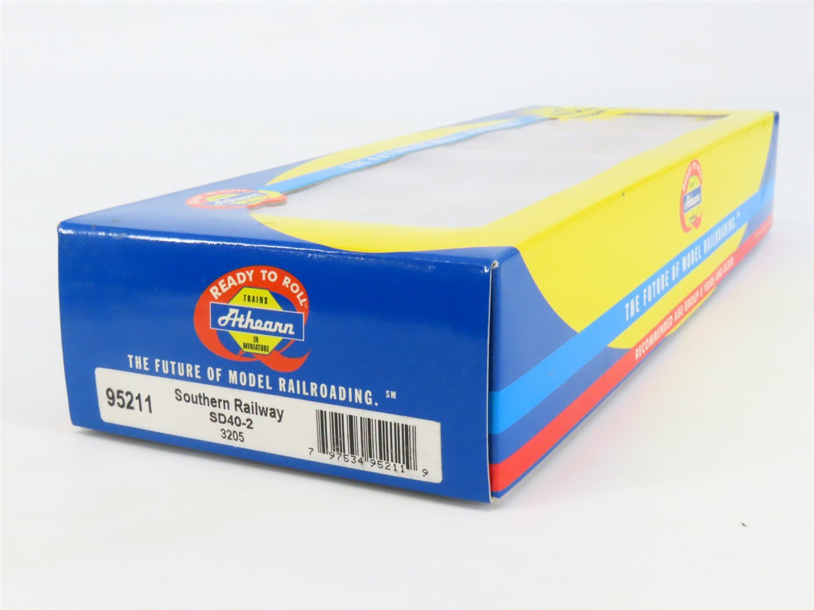 HO Scale Athearn 95211 SOU Southern EMD SD40-2 Diesel #3205 - DCC Ready