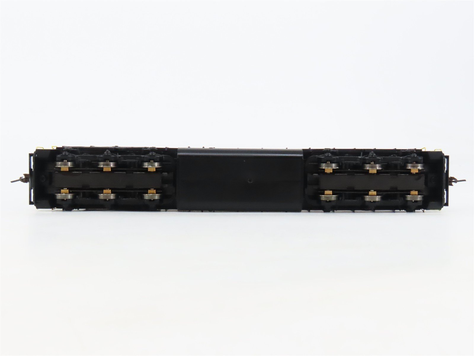 HO Scale Athearn 95212 SOU Southern EMD SD40-2 Diesel #3235 - DCC Ready