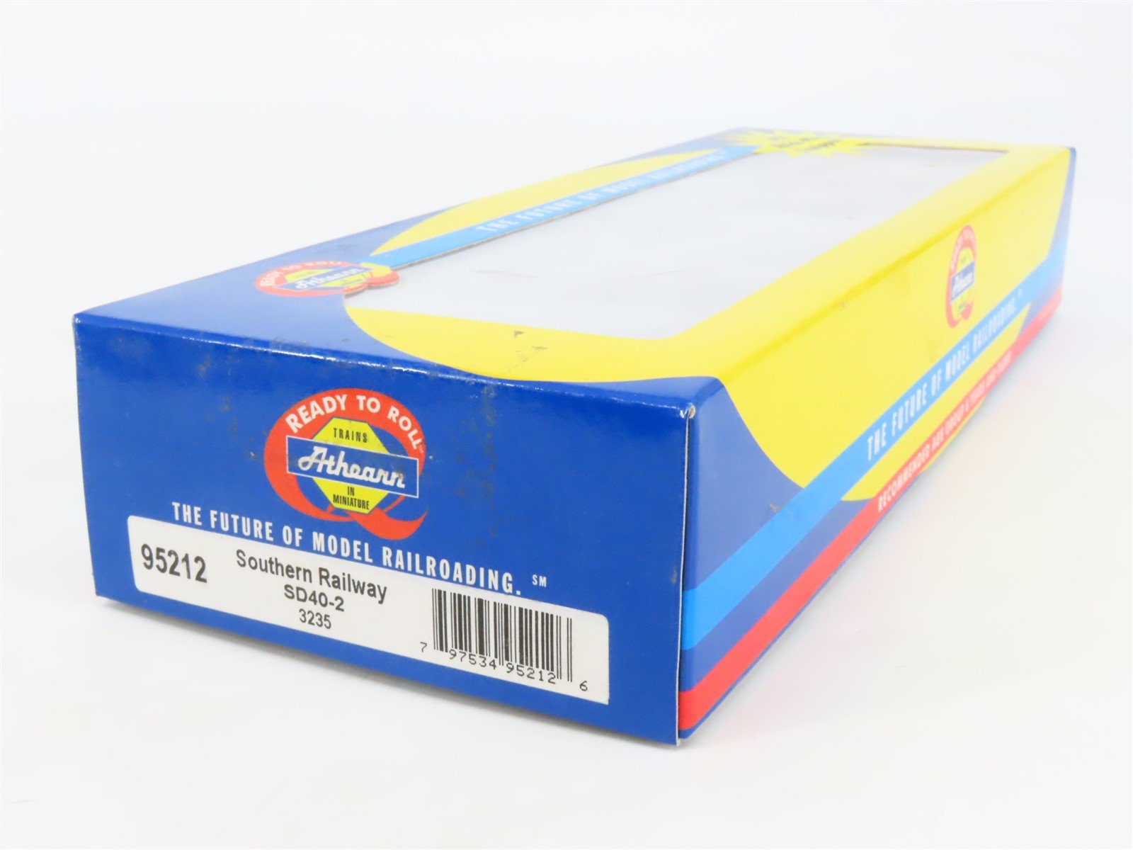 HO Scale Athearn 95212 SOU Southern EMD SD40-2 Diesel #3235 - DCC Ready