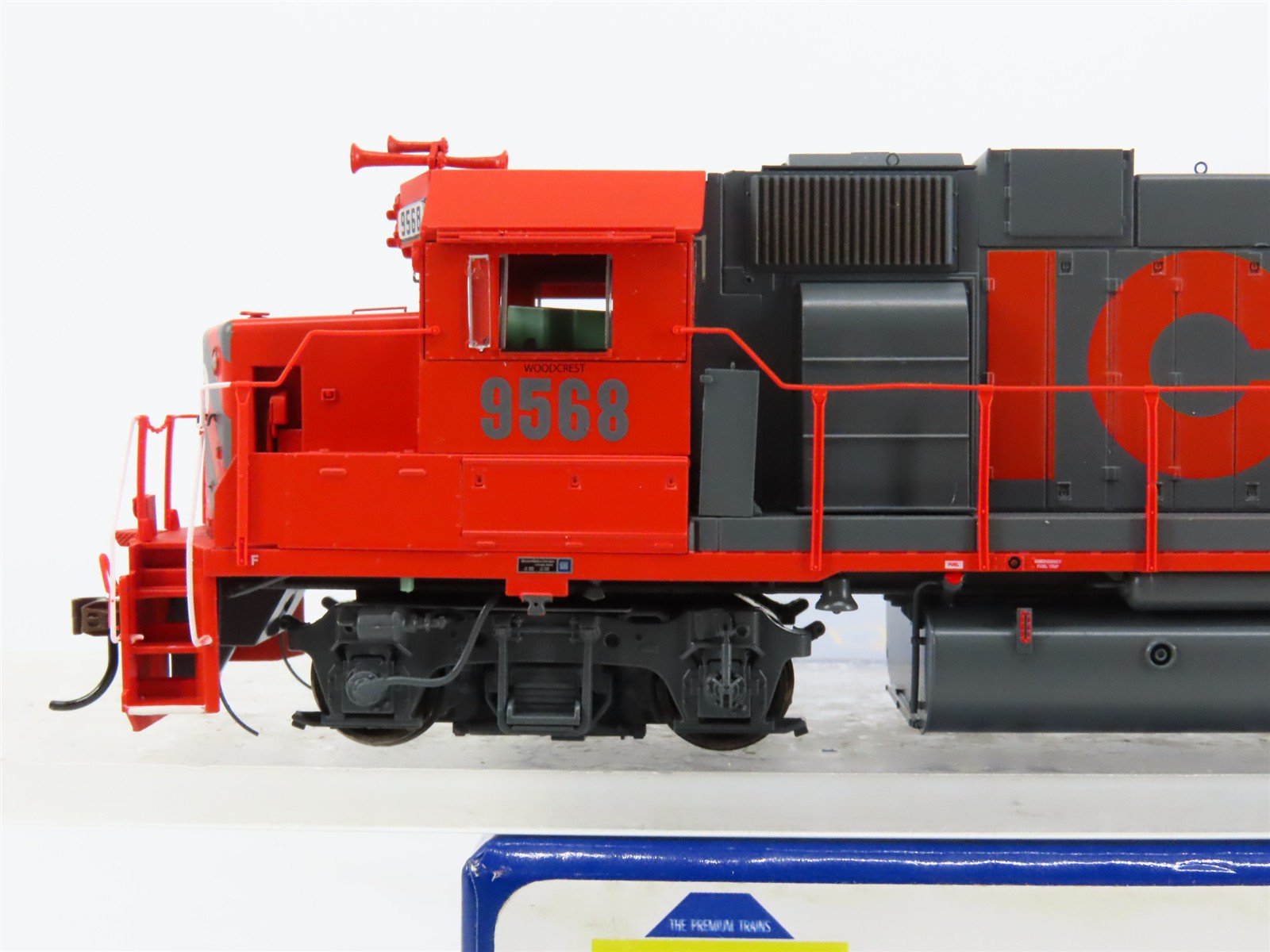 HO Scale Athearn Genesis ATHG71706 ICG EMD GP38-2 Diesel #9568 - DCC Ready