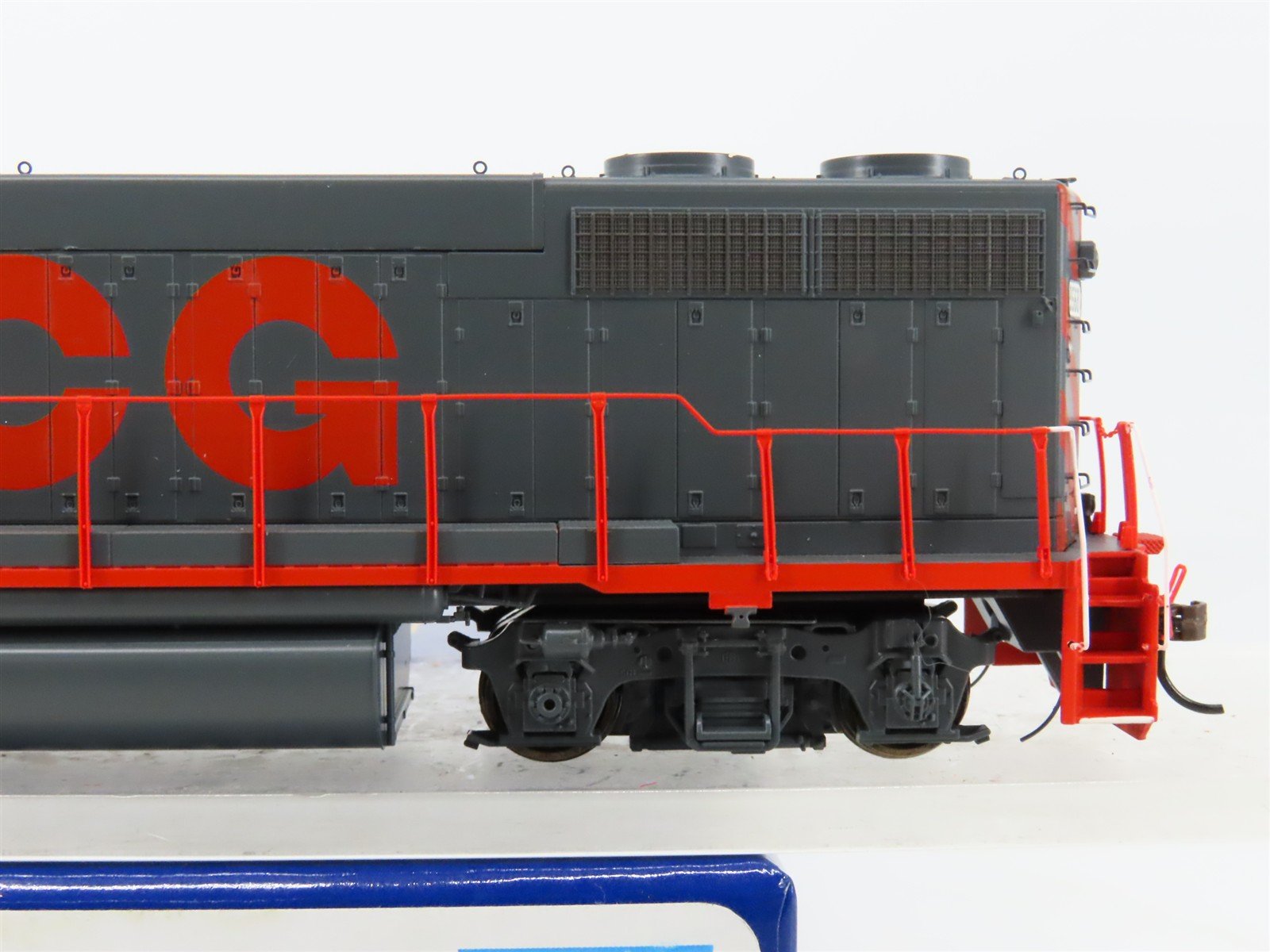 HO Scale Athearn Genesis ATHG71706 ICG EMD GP38-2 Diesel #9568 - DCC Ready