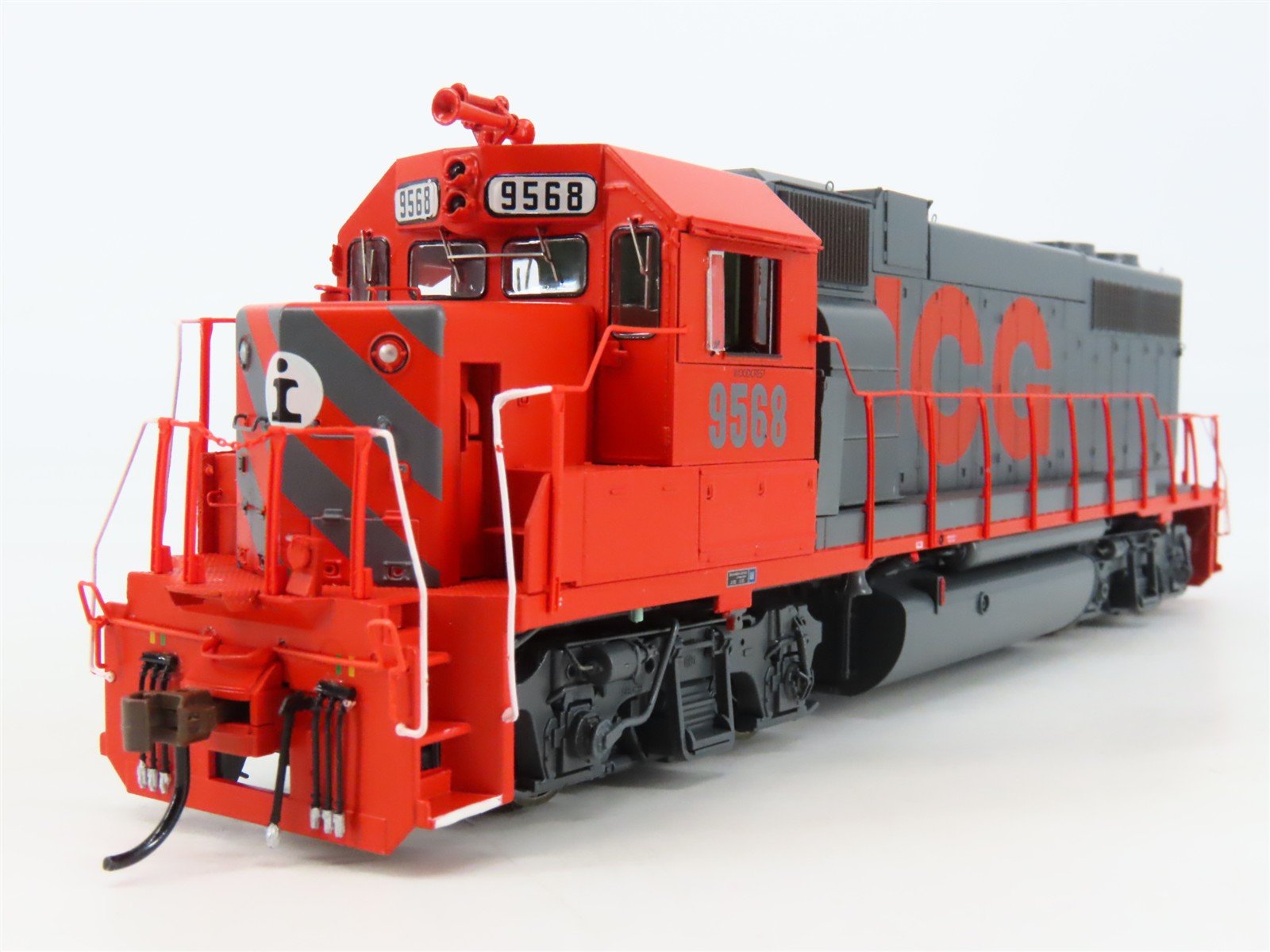 HO Scale Athearn Genesis ATHG71706 ICG EMD GP38-2 Diesel #9568 - DCC Ready