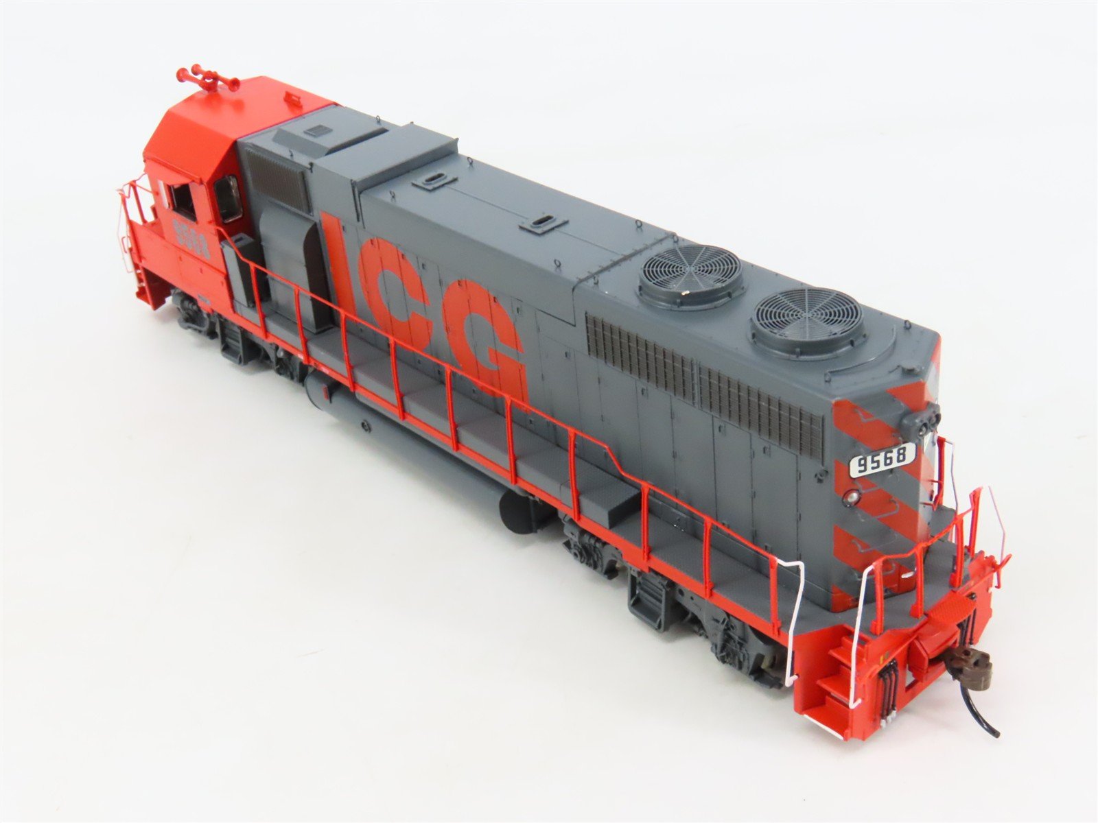 HO Scale Athearn Genesis ATHG71706 ICG EMD GP38-2 Diesel #9568 - DCC Ready