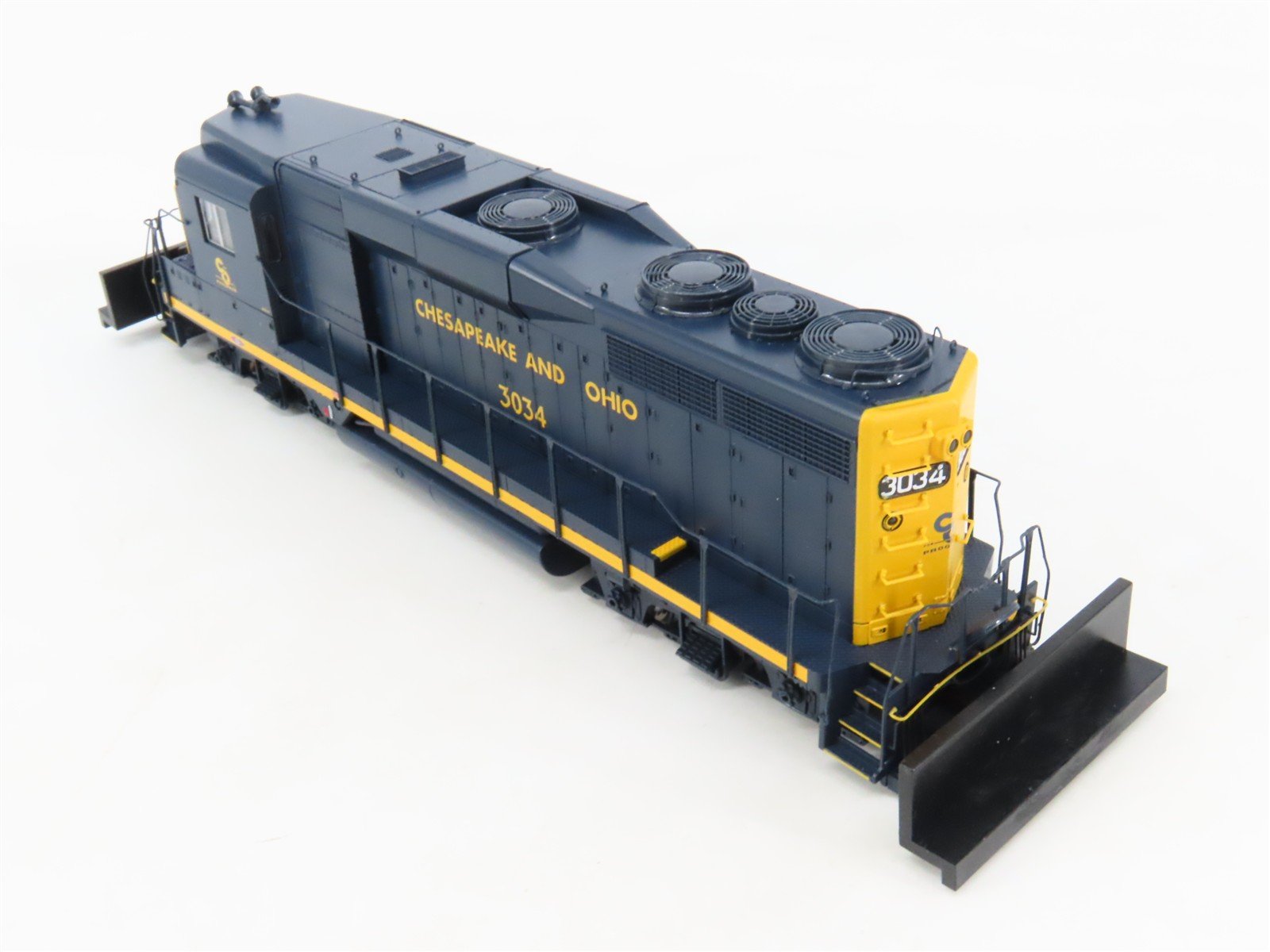 HO Proto 2000 920-31876 C&O Chesapeake & Ohio EMD GP30 Diesel #3034 - DCC Ready