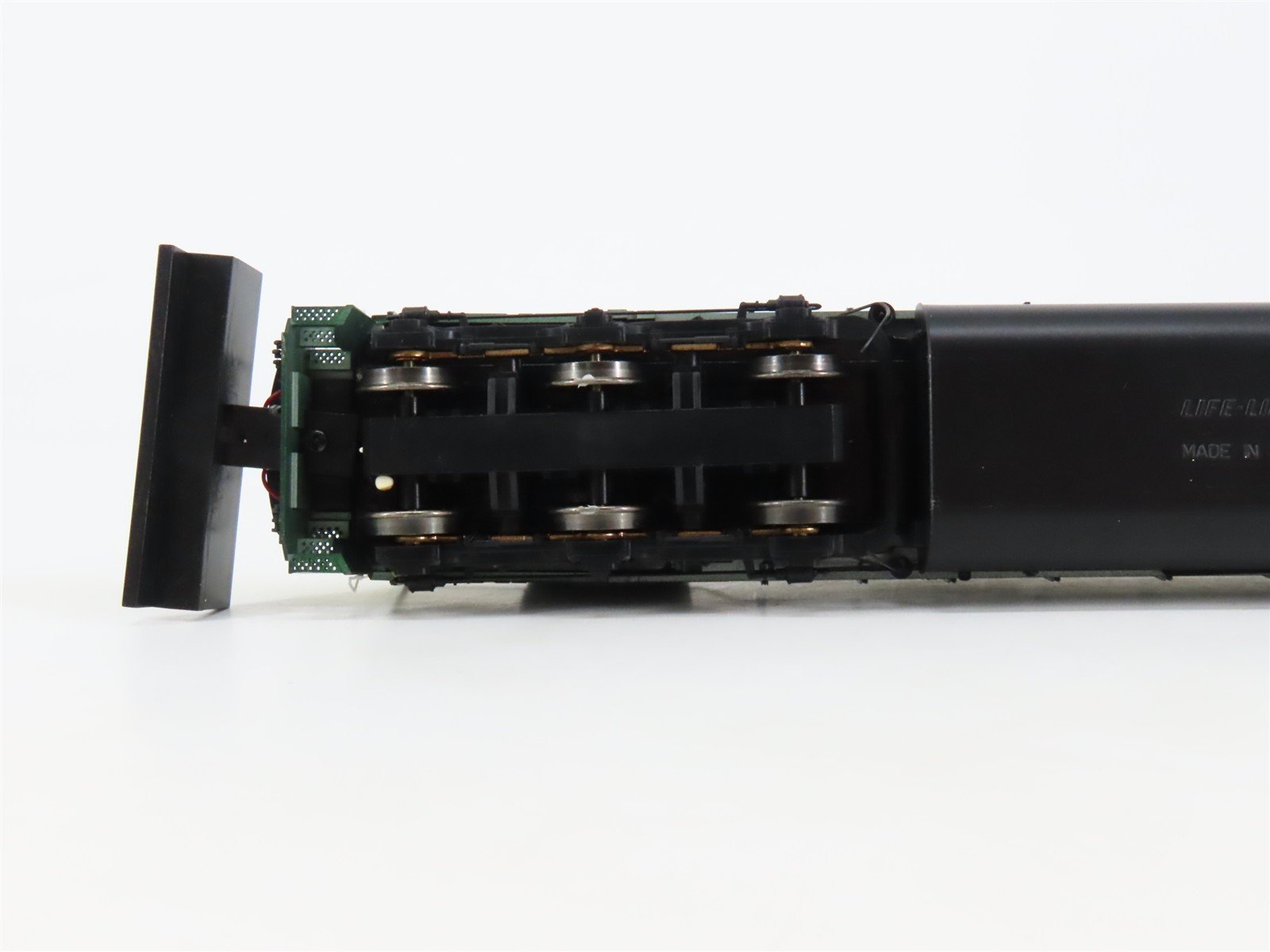 HO Proto 2000 30851 CNW Chicago & North Western SD50 Diesel #7010 - DCC Ready