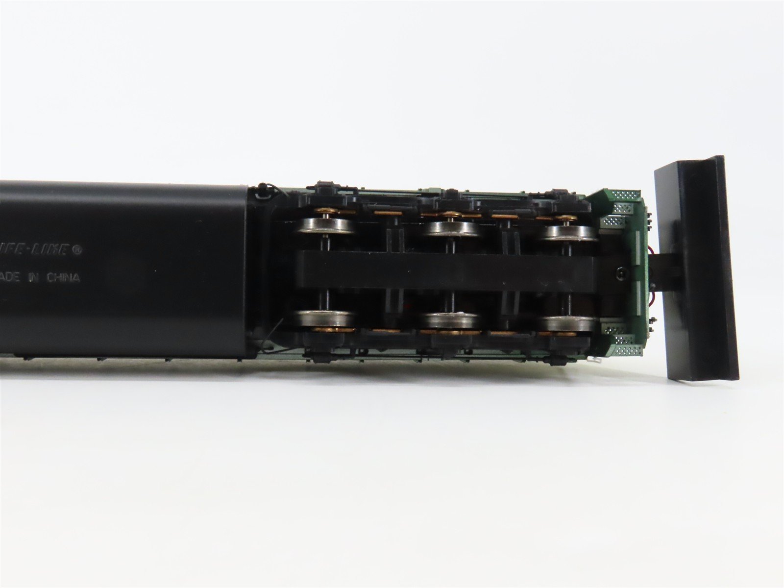 HO Proto 2000 30851 CNW Chicago & North Western SD50 Diesel #7010 - DCC Ready