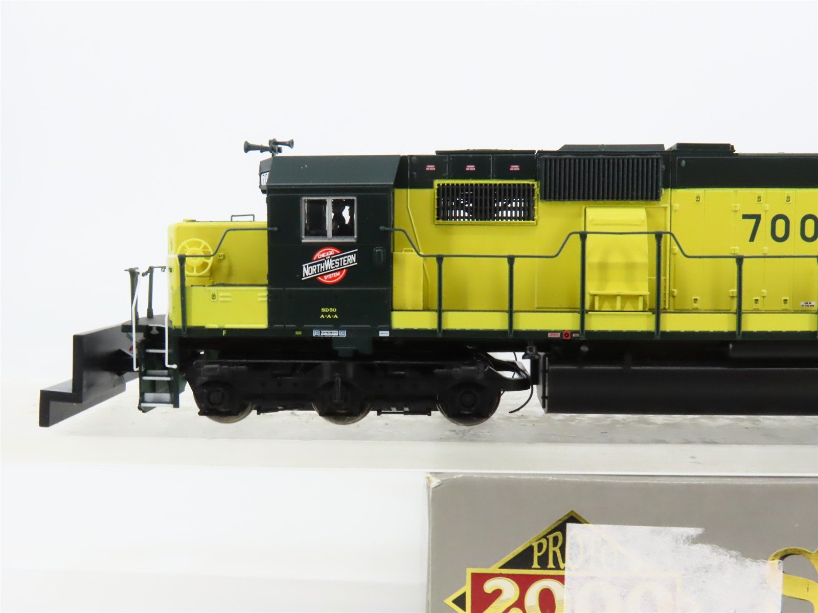 HO Proto 2000 30850 CNW Chicago & North Western SD50 Diesel #7001 - DCC Ready