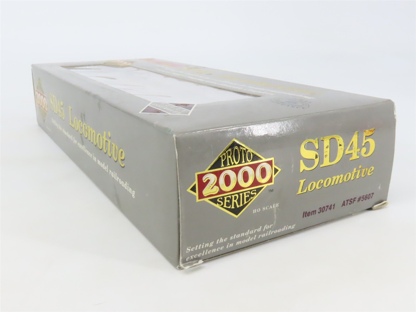 HO Scale Proto 2000 30741 ATSF Santa Fe EMD SD45 Diesel #5607 - DCC Ready