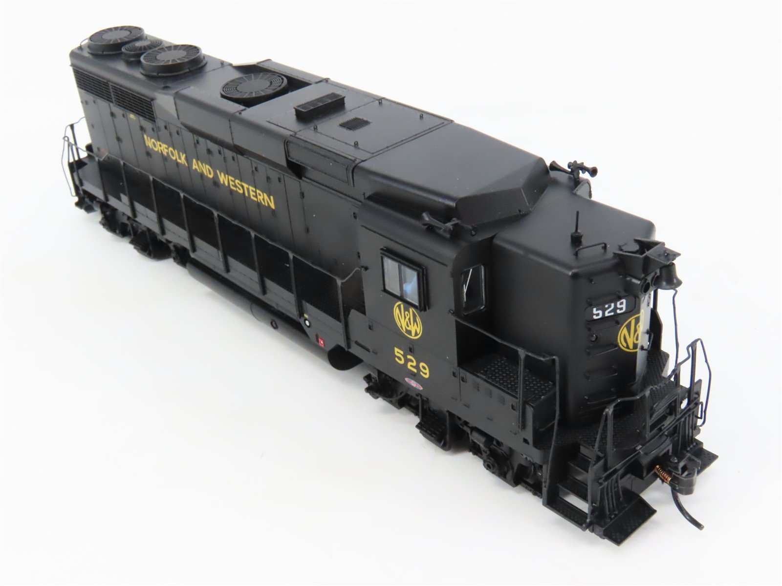HO Walthers Proto 920-41861 N&W Norfolk & Western GP30 Diesel #529 w/DCC & Sound