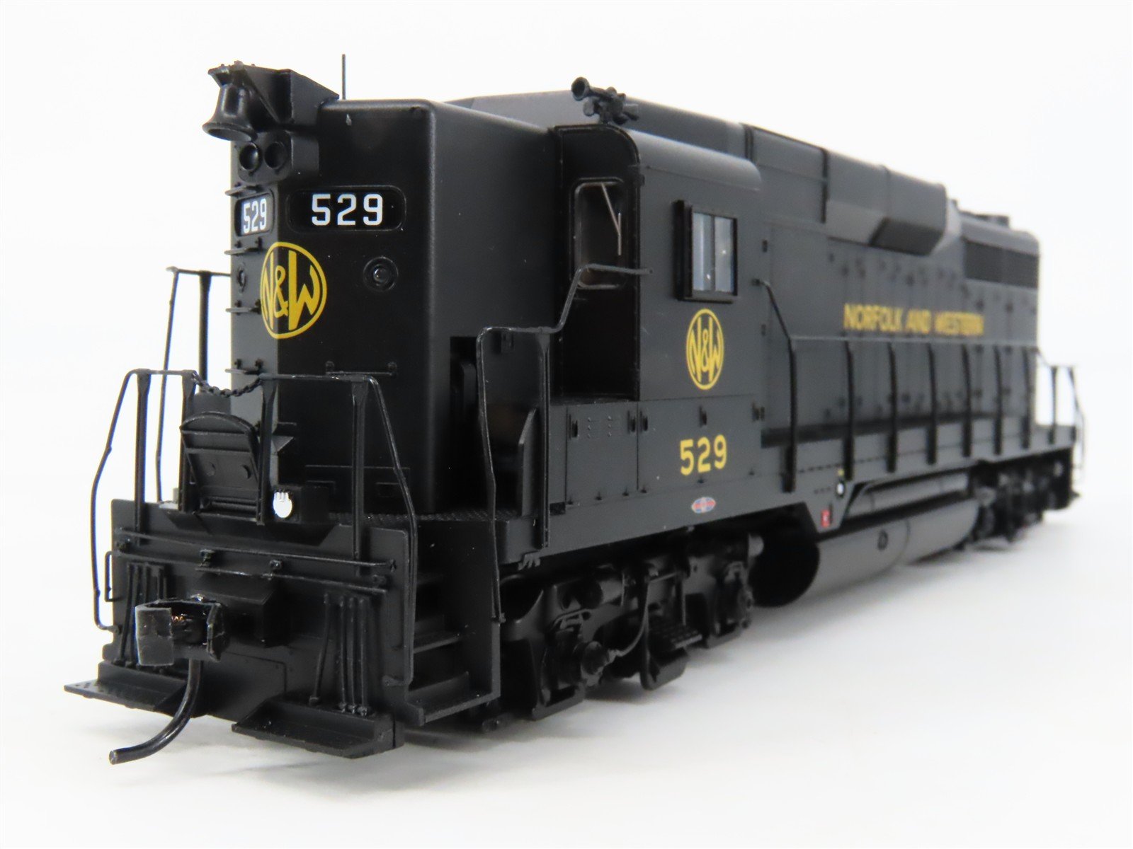 HO Walthers Proto 920-41861 N&W Norfolk & Western GP30 Diesel #529 w/DCC & Sound