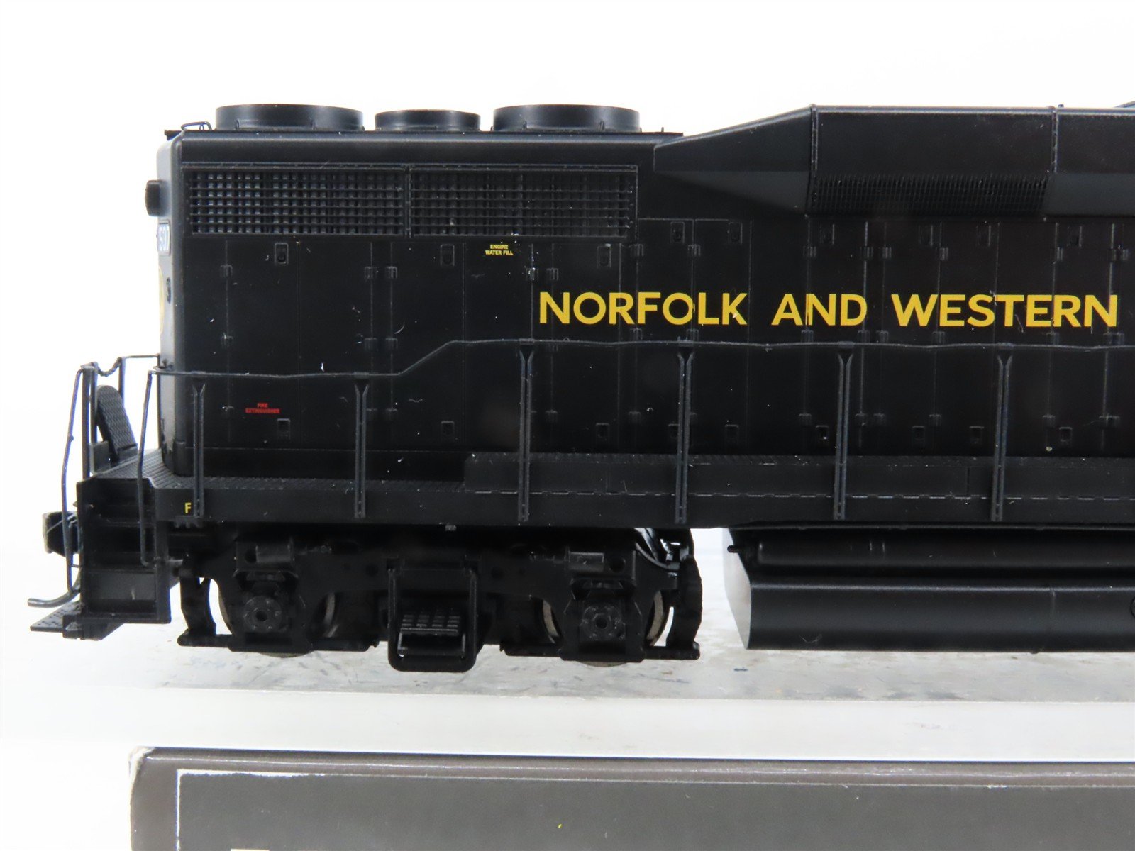 HO Walthers Proto 920-41862 N&W Norfolk & Western GP30 Diesel #537 w/DCC & Sound