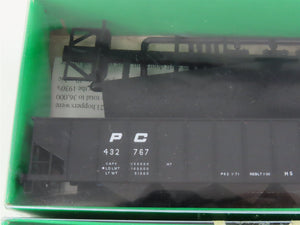 LOT of 4 HO Scale Bowser PC Penn Central 3-Bay & 4-Bay Hoppers
