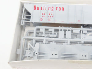LOT of 3 HO Walthers Kits CB&Q & Convention/Anniversary 3-Bay Covered Hoppers
