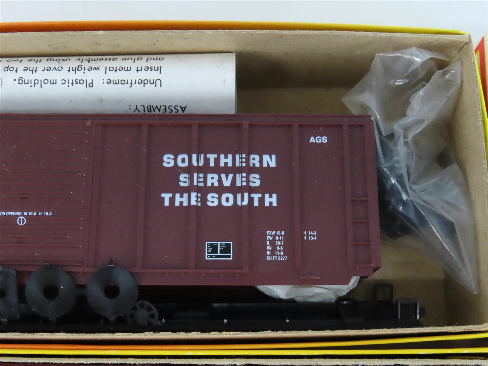 LOT of 6 HO Accurail & Roundhouse Kits SOU, MP, BNSF, CG & B&O Box Car & Hoppers