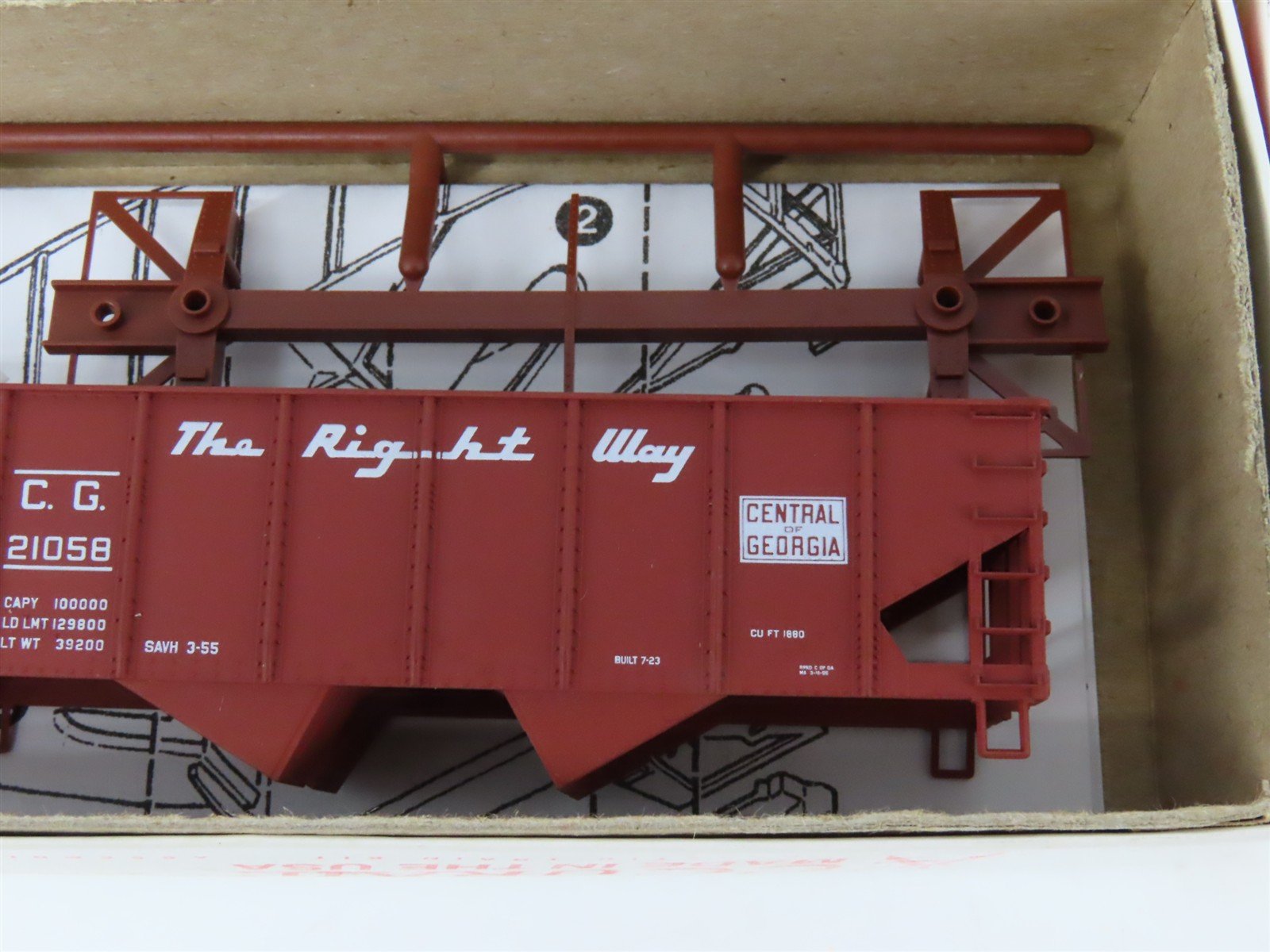 LOT of 6 HO Accurail & Roundhouse Kits SOU, MP, BNSF, CG & B&O Box Car & Hoppers
