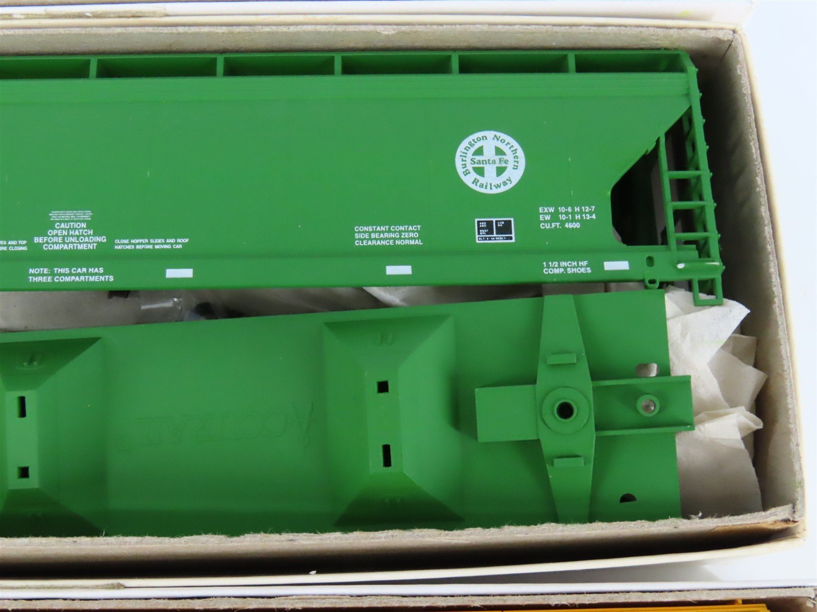 LOT of 6 HO Accurail & Roundhouse Kits SOU, MP, BNSF, CG & B&O Box Car & Hoppers