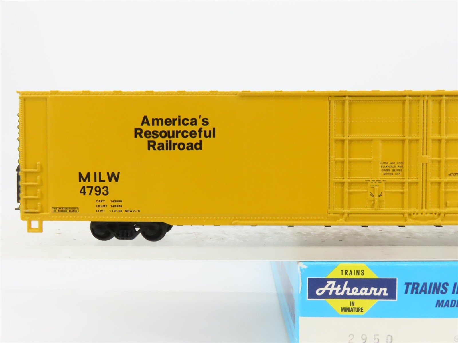 HO Scale Athearn 2950 MILW Milwaukee Road 86' Hi-Cube Box Car #4793