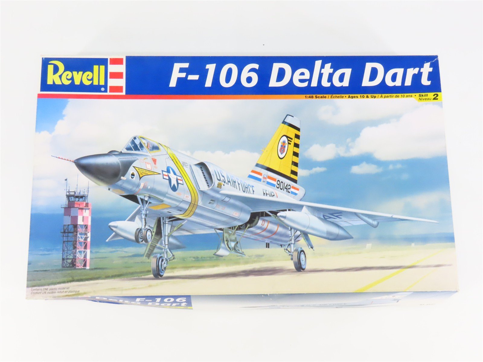 O 1/48 Scale Revell Kit #85-5847 US Air Force F-106 Delta Dart Interceptor Jet