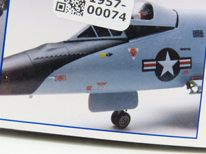 O 1/48 Scale Revell Kit #85-5847 US Air Force F-106 Delta Dart Interceptor Jet
