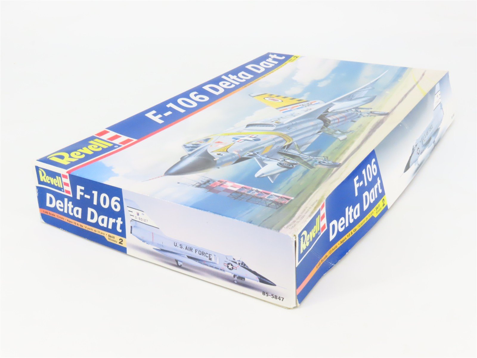 O 1/48 Scale Revell Kit #85-5847 US Air Force F-106 Delta Dart Interceptor Jet