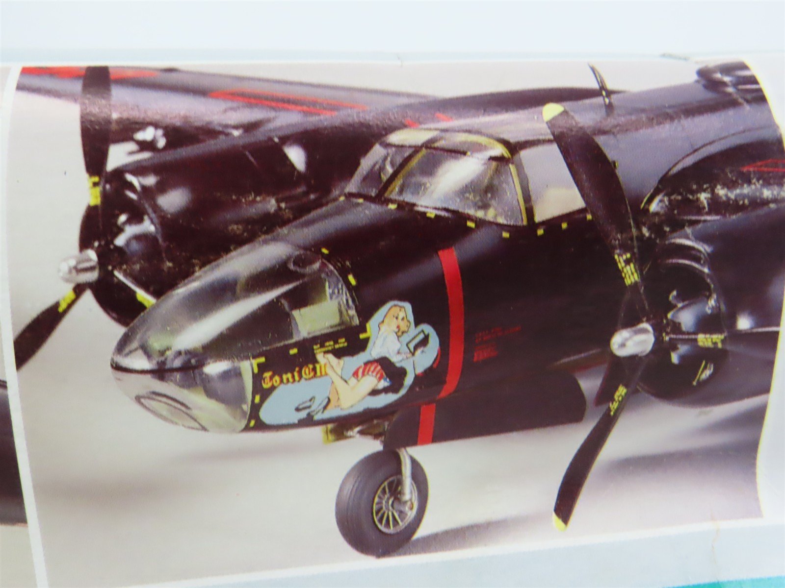 O 1/48 Scale Monogram Kit #5508 USAF A/B-26C Invader Light Bomber Aircraft