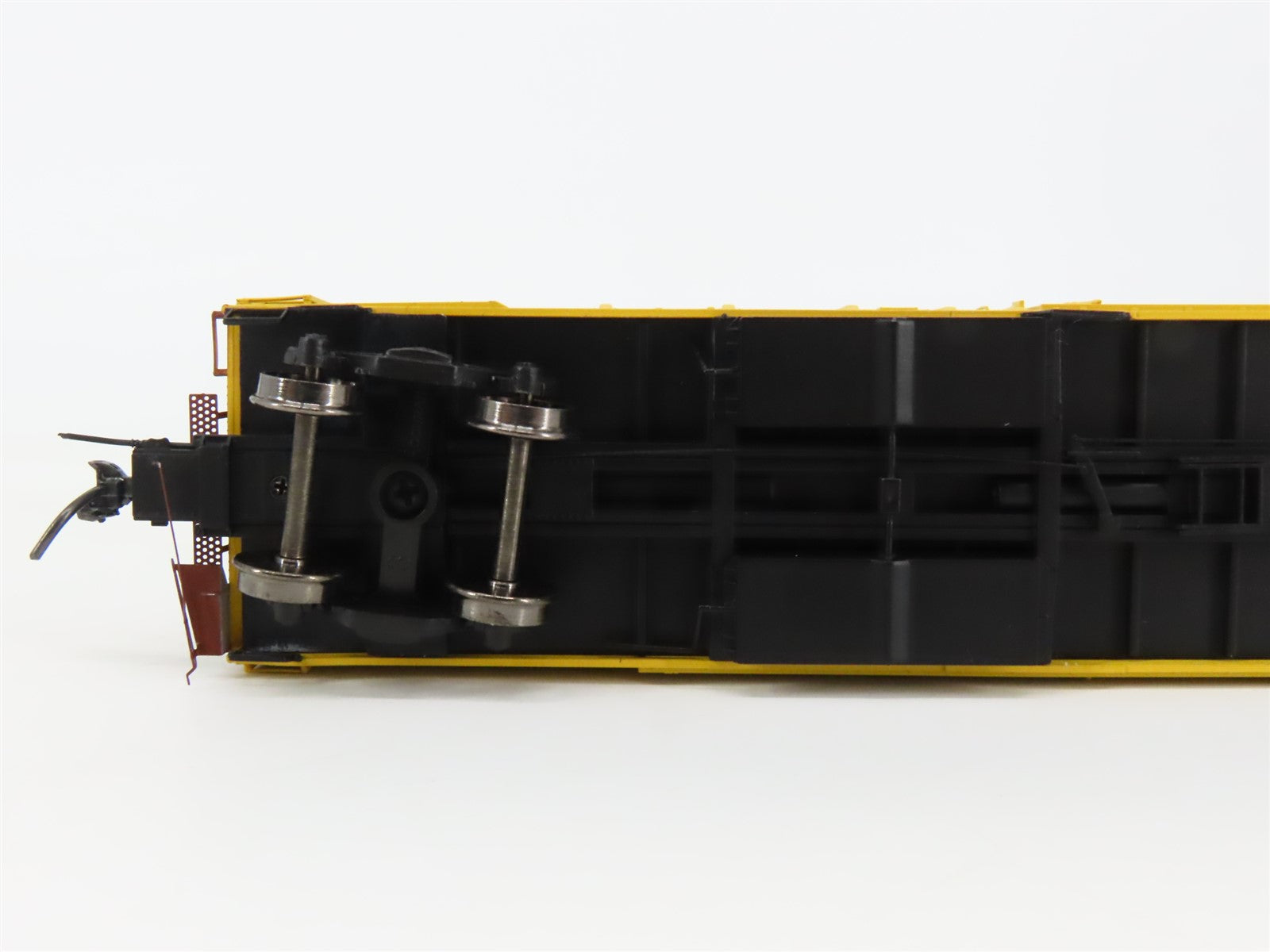 HO InterMountain 48820-01 GN/WFCX Western Fruit Express R-70-20 Mech Reefer 9001