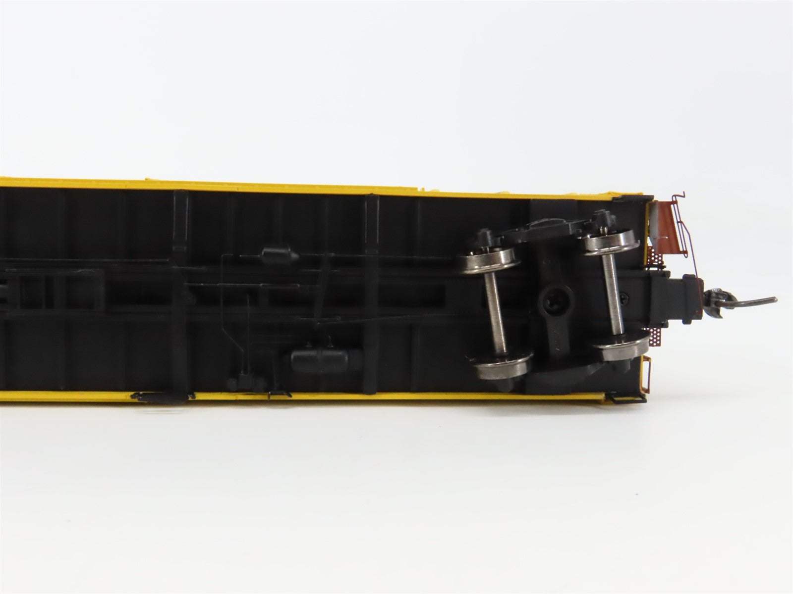 HO InterMountain 48820-01 GN/WFCX Western Fruit Express R-70-20 Mech Reefer 9001