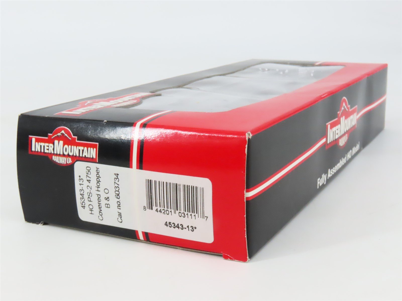 HO InterMountain 45343-13 B&O Chessie System 3-Bay PS-2 Covered Hopper #603734