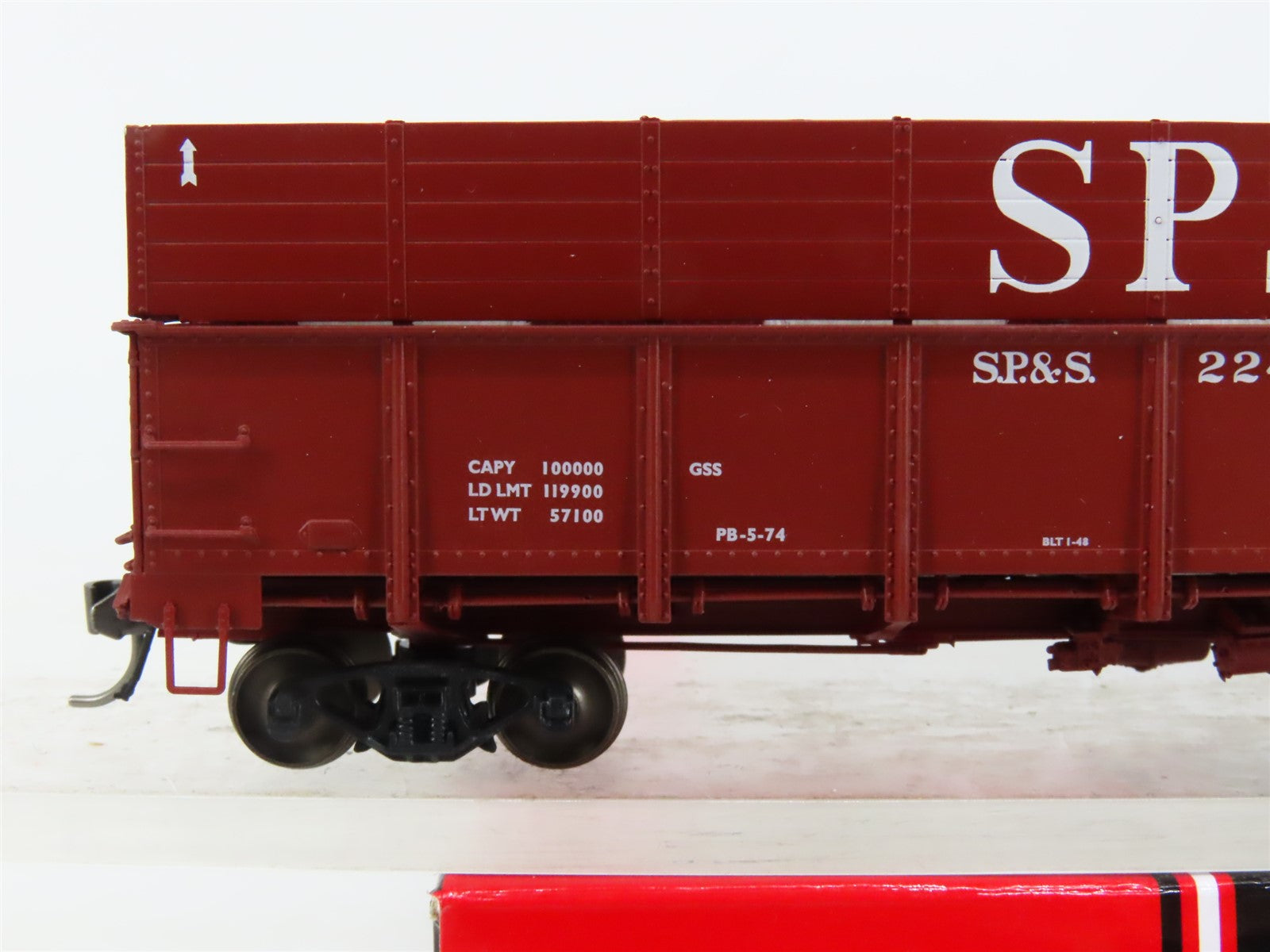 HO Scale InterMountain 35203-46 SP&S Drop Bottom Woodchip Gondola #22435