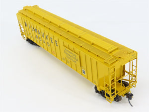HO Scale InterMountain 45350-16 MILW Milwaukee Road 3-Bay Covered Hopper #101018
