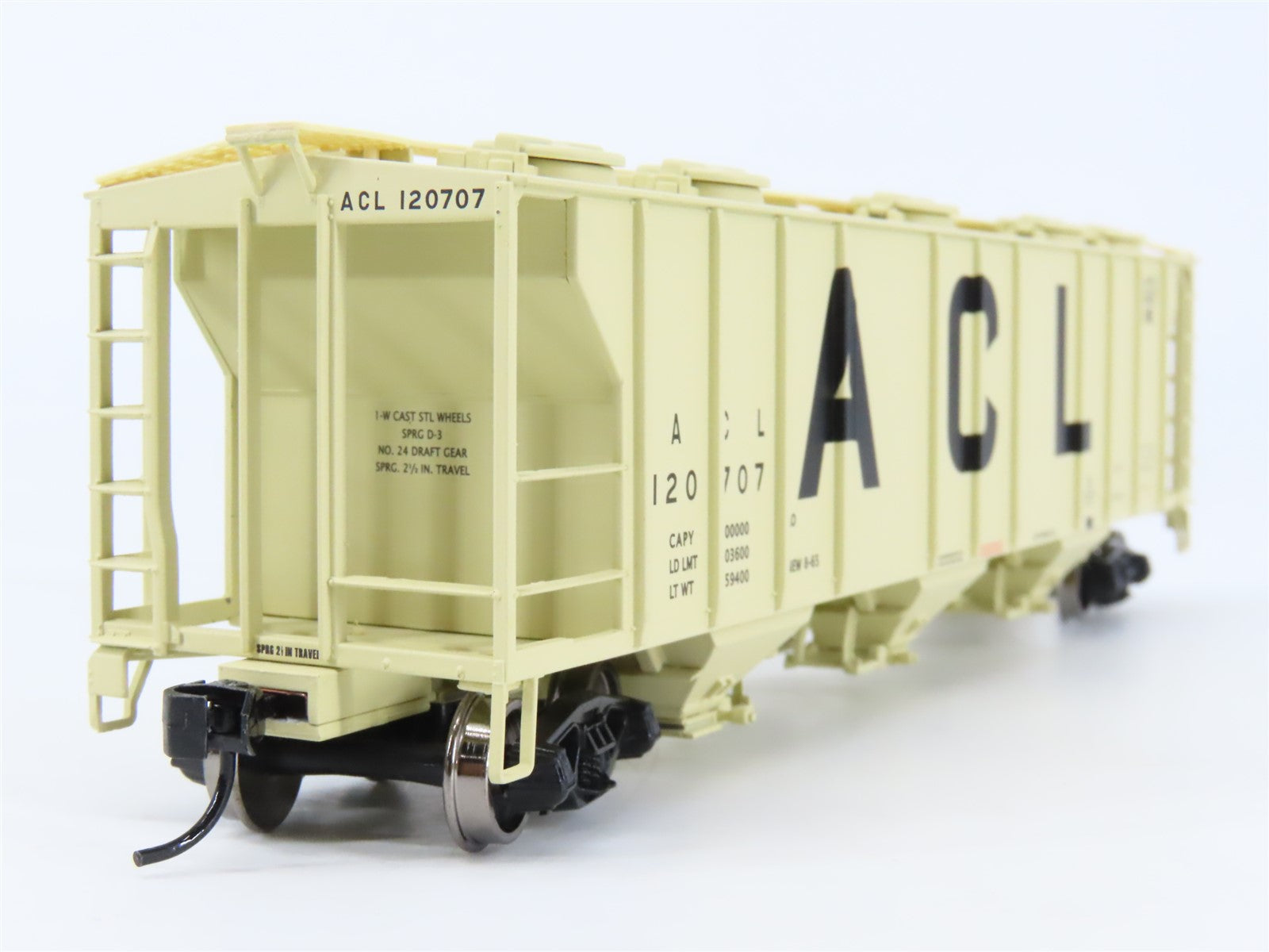 HO Walthers Gold 932-7988 ACL Atlantic Coast Line 3-Bay Covered Hopper #120707