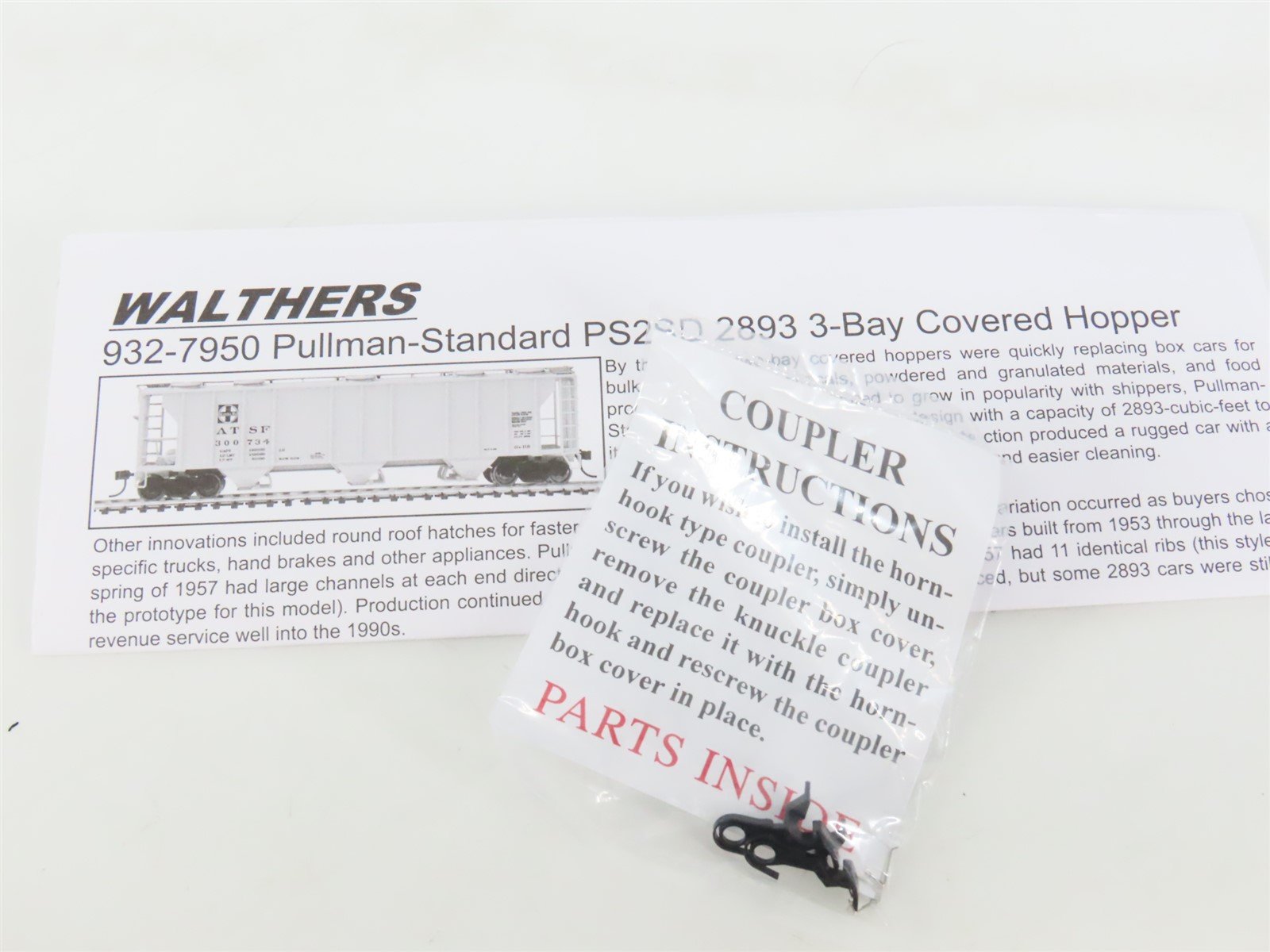 HO Walthers Gold 932-7987 ACL Atlantic Coast Line 3-Bay Covered Hopper #120392