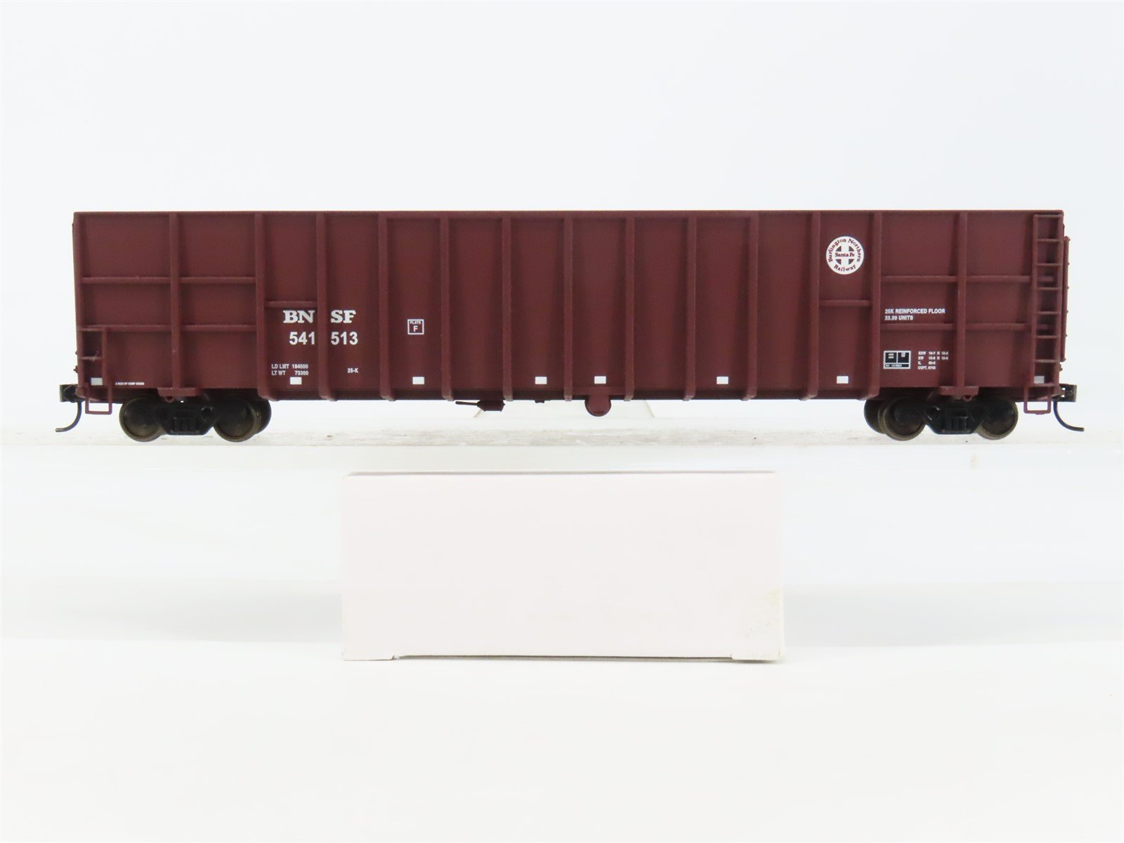 HO Scale Walthers BNSF Railway 61' Woodchip Gondola #541513