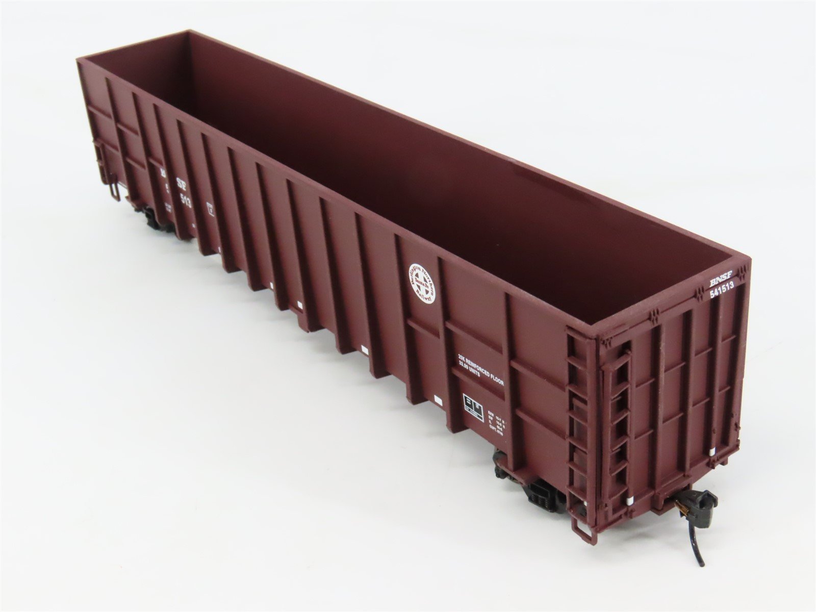 HO Scale Walthers BNSF Railway 61' Woodchip Gondola #541513