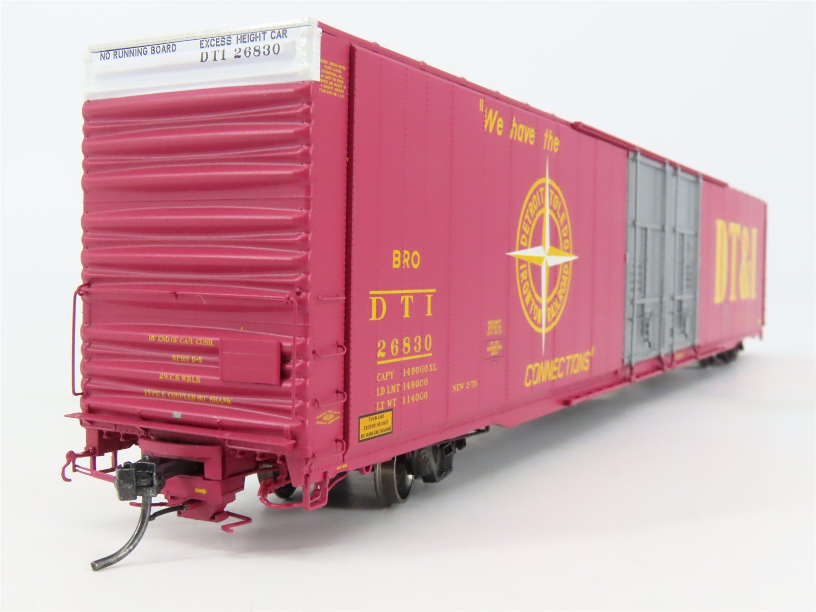 HO Scale Tangent 25046-04 DT&I 86' Hi-Cube Double Plug Door Box Car #26830