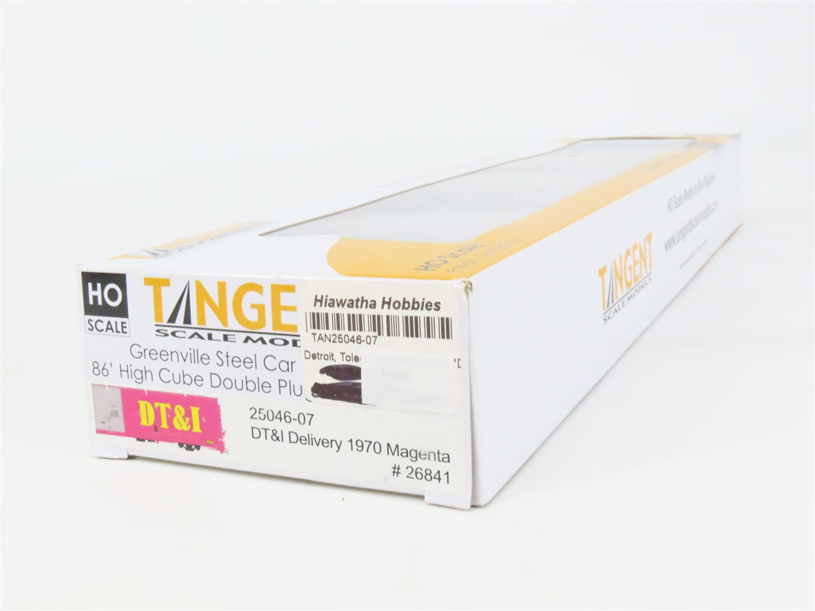 HO Scale Tangent 25046-07 DT&I 86' Hi-Cube Double Plug Door Box Car #26841