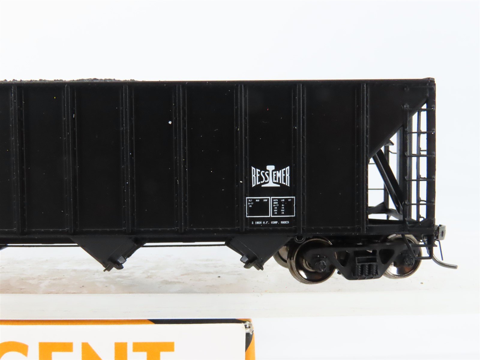 HO Scale Tangent 10850-03 B&LE Bessemer 4-Bay Bethlehem Hopper #65763 w/ Load