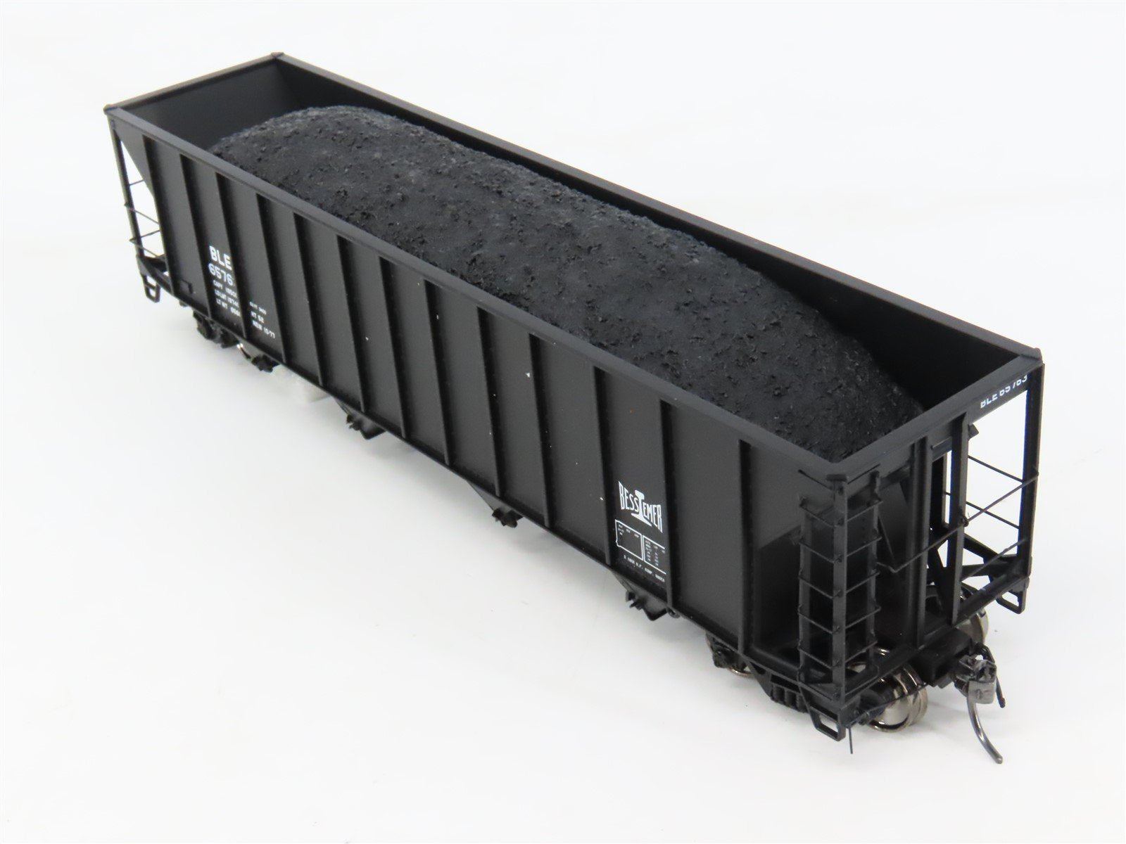 HO Scale Tangent 10850-03 B&LE Bessemer 4-Bay Bethlehem Hopper #65763 w/ Load