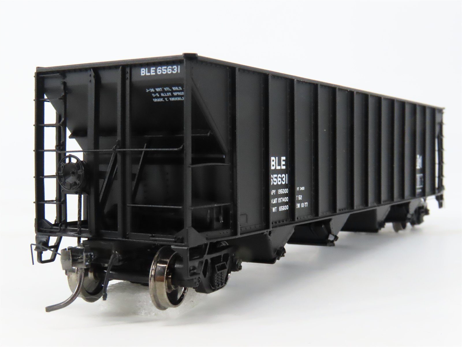 HO Scale Tangent 10850-02 B&LE Bessemer 4-Bay Bethlehem Hopper #65631 w/ Load