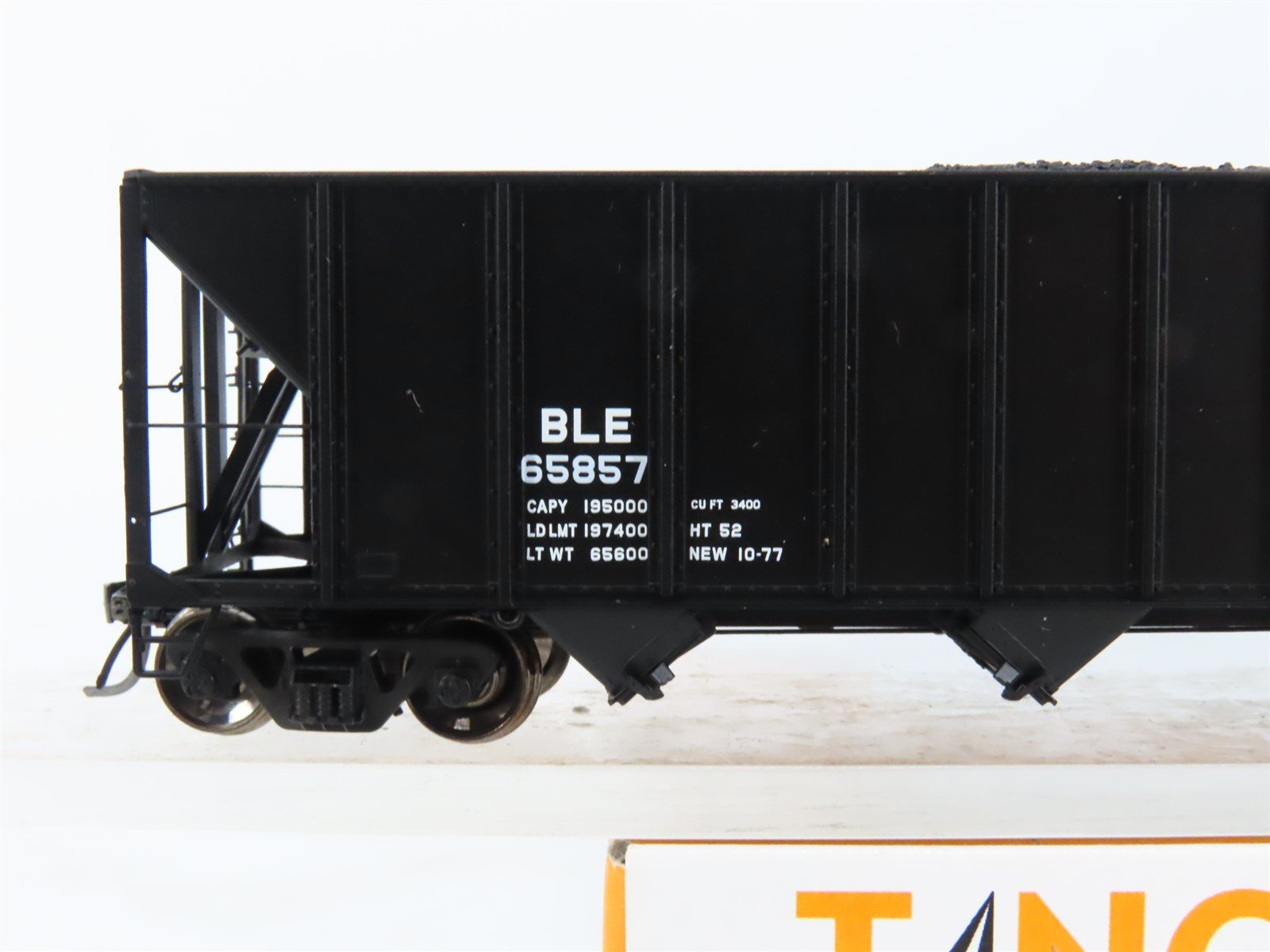 HO Scale Tangent 10850-04 B&LE Bessemer 4-Bay Bethlehem Hopper #65857 w/ Load