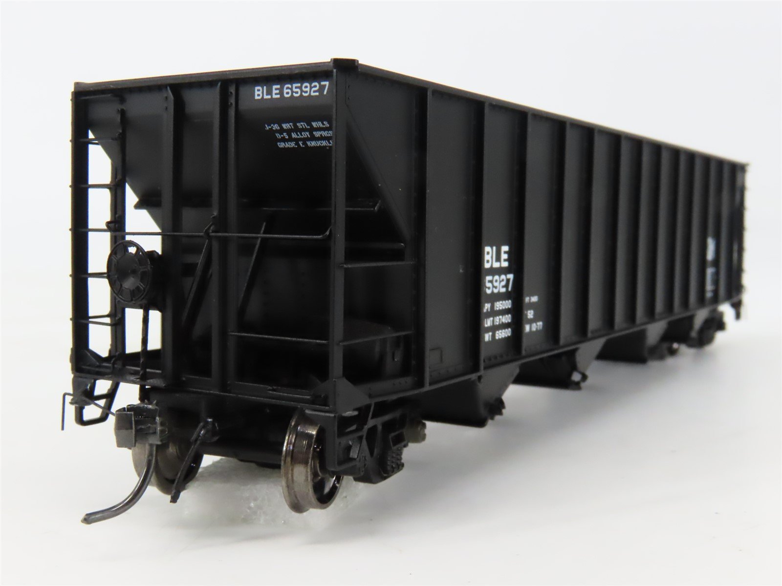 HO Scale Tangent 10850-05 B&LE Bessemer 4-Bay Bethlehem Hopper #65927 w/ Load