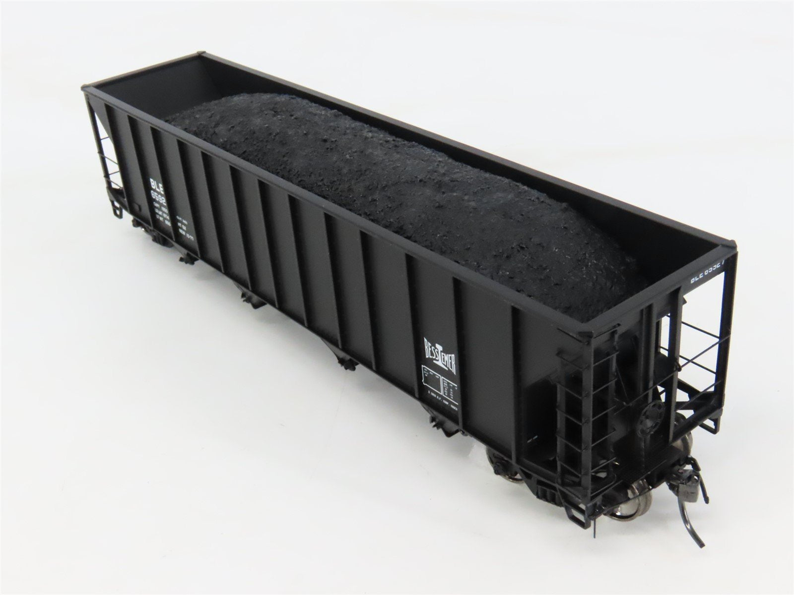 HO Scale Tangent 10850-05 B&LE Bessemer 4-Bay Bethlehem Hopper #65927 w/ Load
