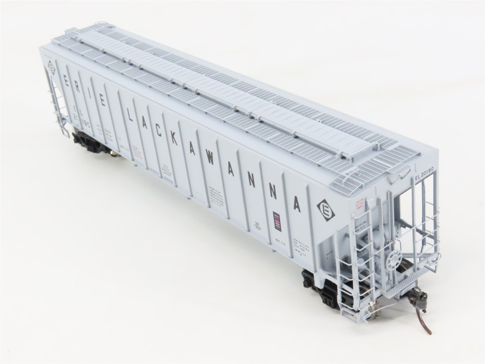 HO Scale Tangent 10019-01 EL Erie Lackawanna 3-Bay PS4740 Covered Hopper #20190
