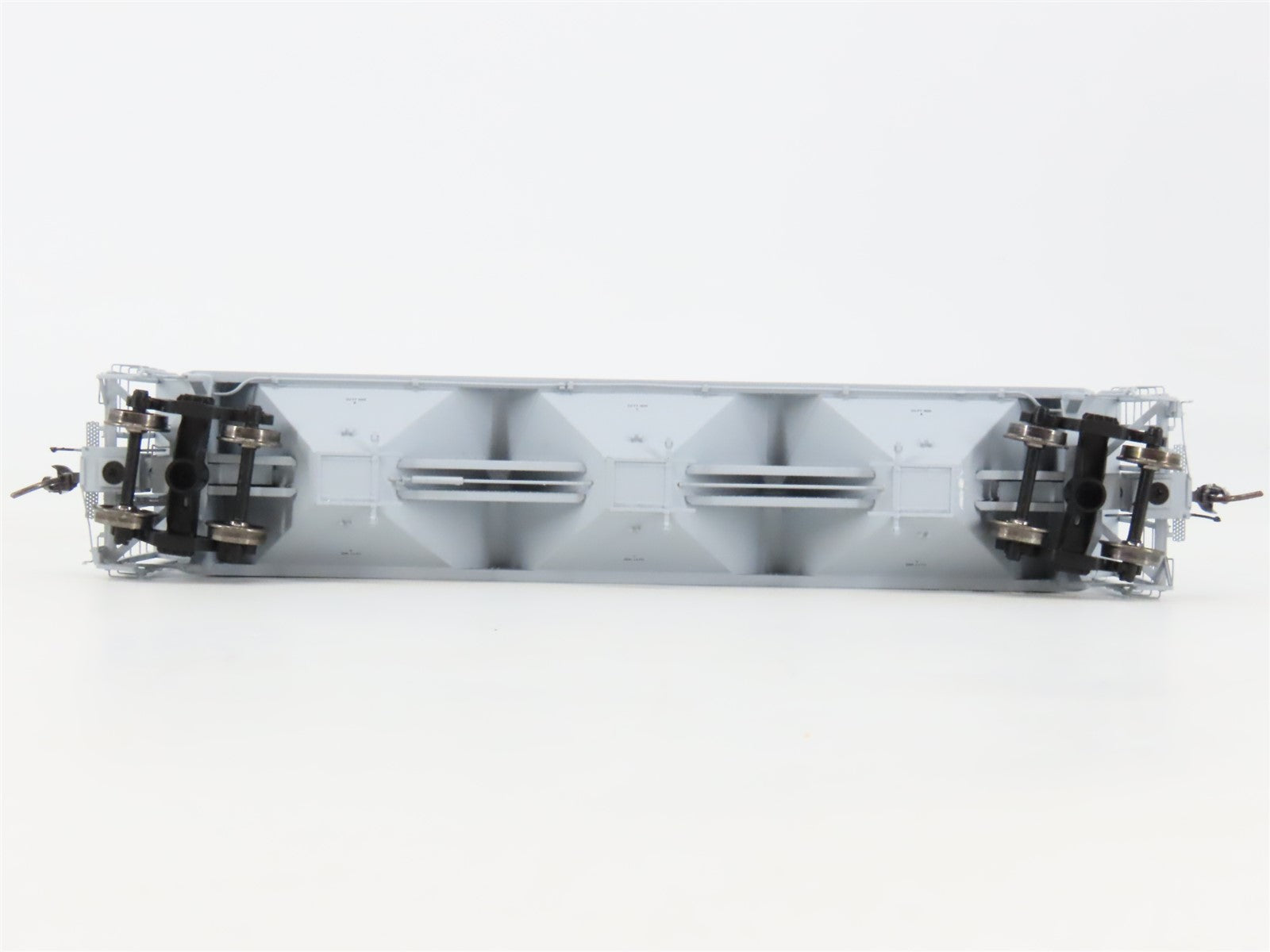 HO Scale Tangent 10019-01 EL Erie Lackawanna 3-Bay PS4740 Covered Hopper #20190